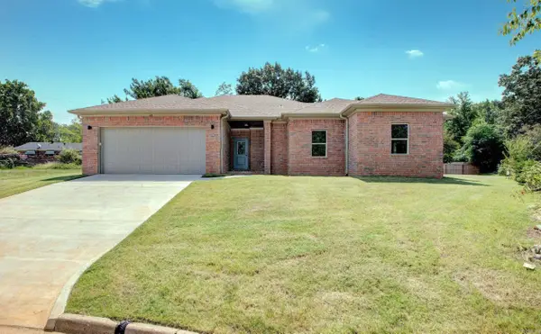 19 Oxford Run Court, Little Rock, AR 72209