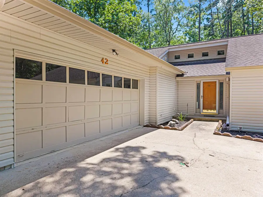 42 Lerida Circle, Hot Springs Village, AR 71909 - #2
