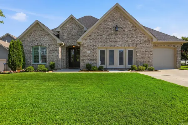 2 Wildcreek Cove, Little Rock, AR 72223