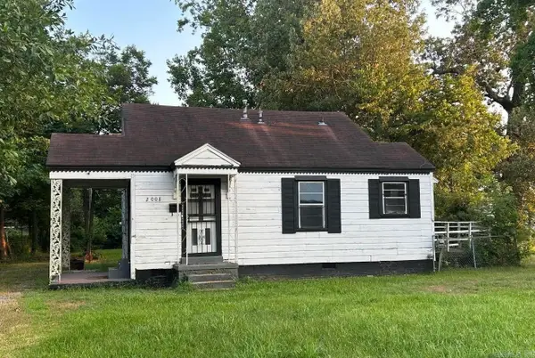 2008 W 26th Ave, Pine Bluff, AR 71603