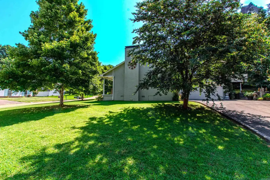 810 Shea Drive, Little Rock, AR 72205 - #2
