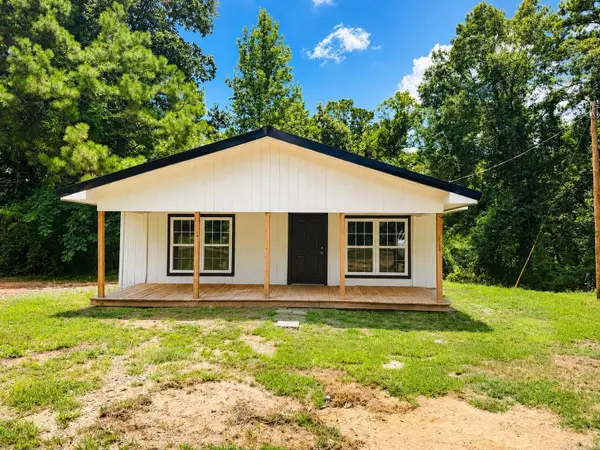 3097 Central Road, Gurdon, AR 71743