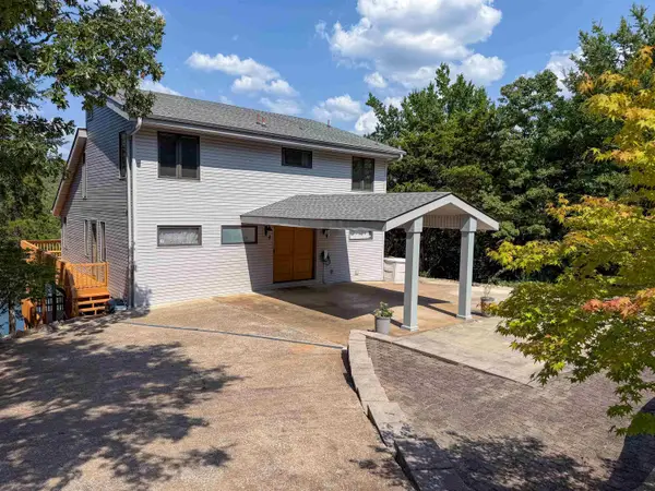 74 Isleta Drive, Cherokee Village, AR 72529