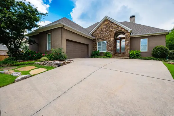25 Mossy Rock Cove, Little Rock, AR 72211