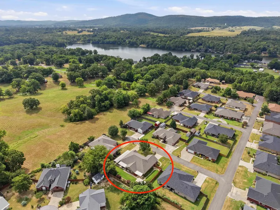 105 Wolfhowl Lane, Hot Springs, AR 71913 - #2