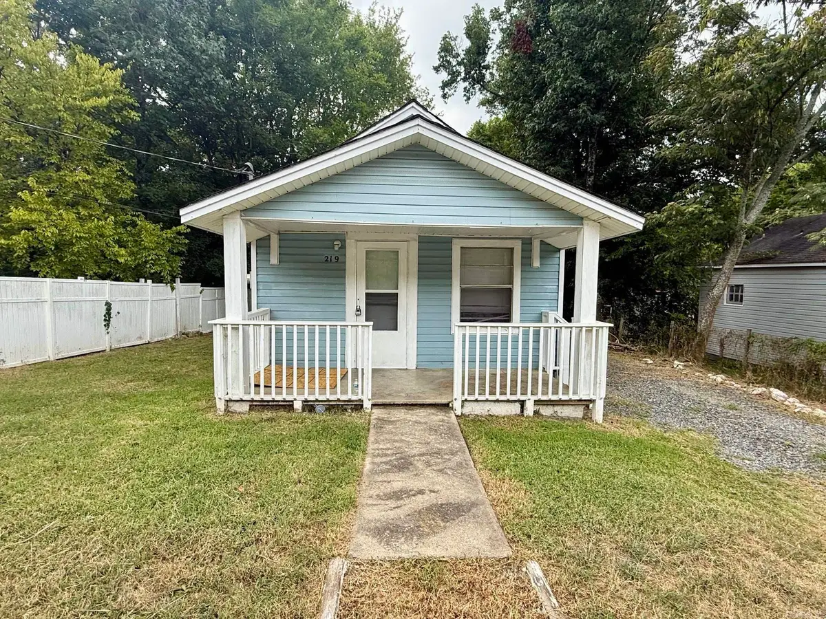 219 Wood Street, Hot Springs, AR 71913 - #1