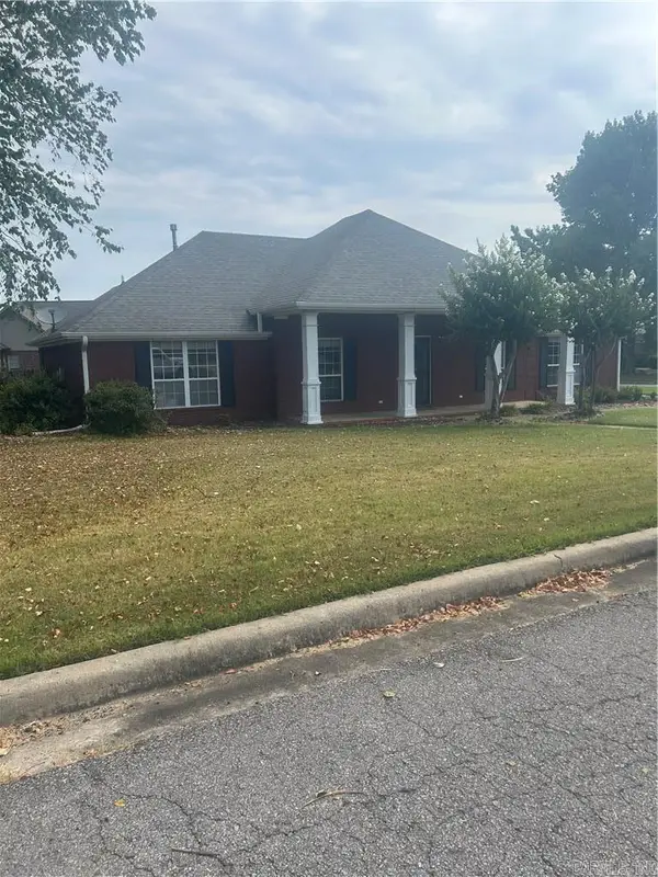 2008 8th, Russellville, AR 72801