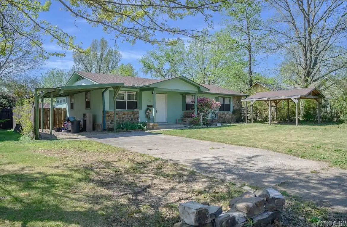 1304 Hickory Ave, Mena, AR 71953 - #1