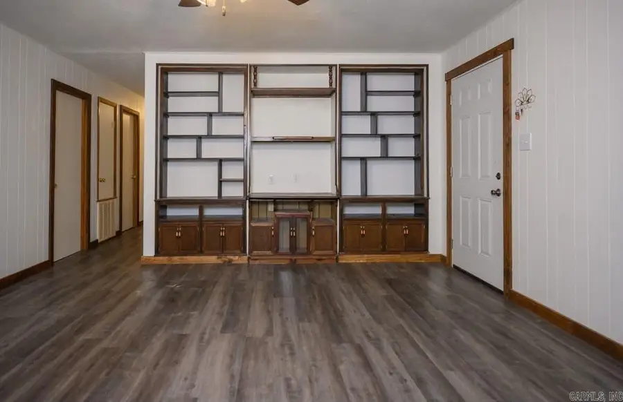 1304 Hickory Ave, Mena, AR 71953 - #3