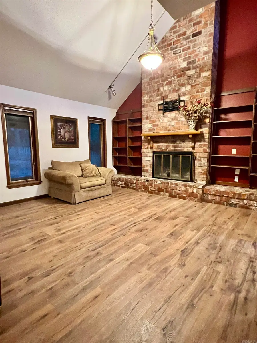 15 Butterfly Cove, Little Rock, AR 72210 - #2