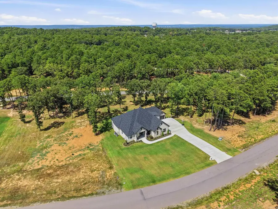 2940 Orchard View Drive, Conway, AR 72034 - #2
