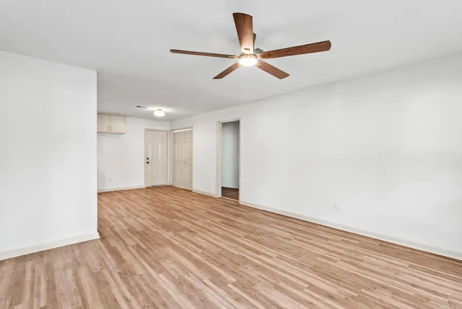 32 Ross Circle, Jacksonville, AR 72076 - #3