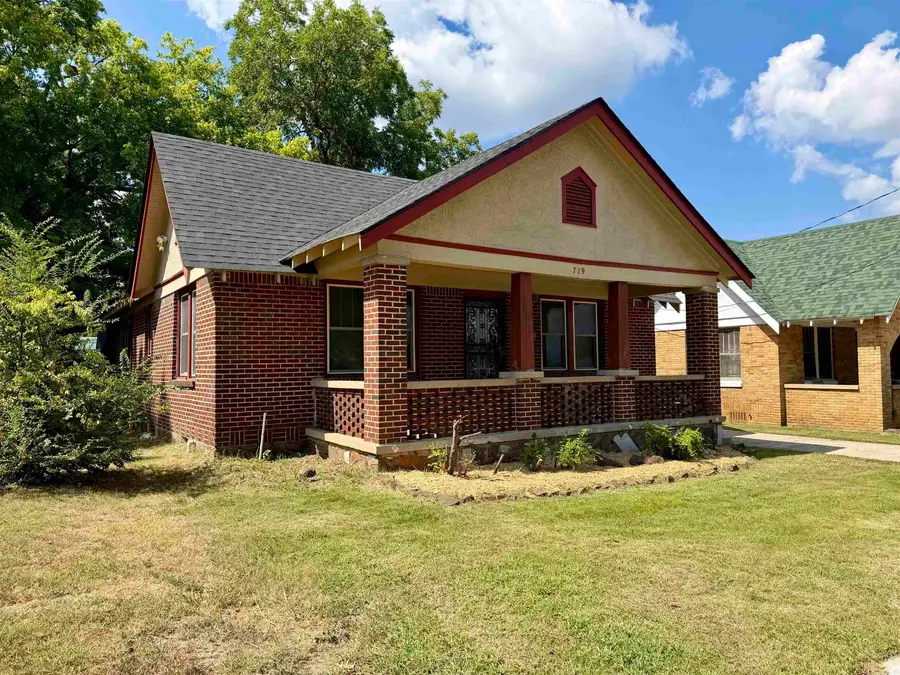 719 W 17th Street, Little Rock, AR 72206 - #2