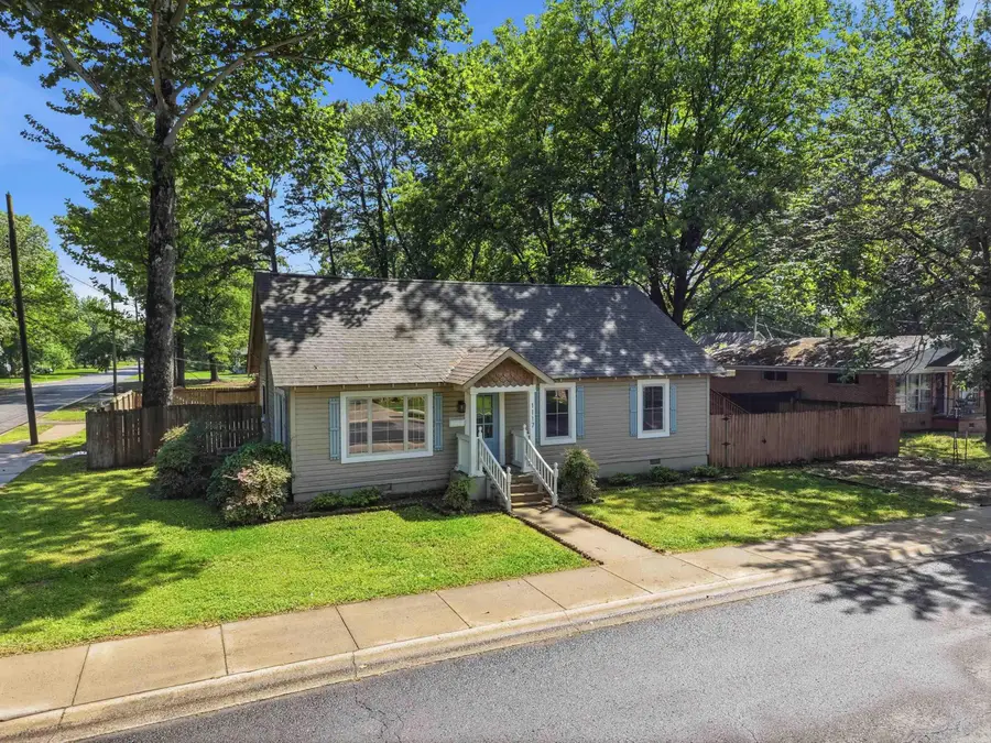 1117 Weems St, Conway, AR 72034 - #2