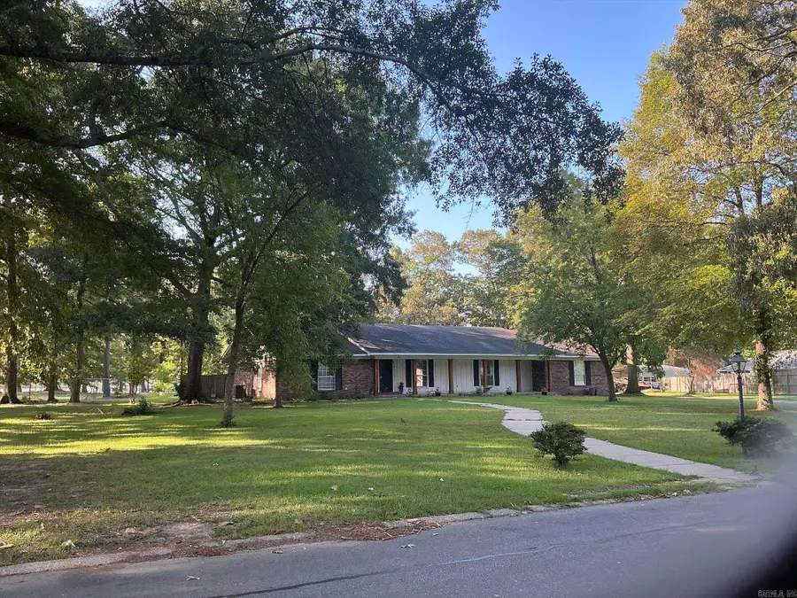 1005 Walnut, Crossett, AR 71635 - #3