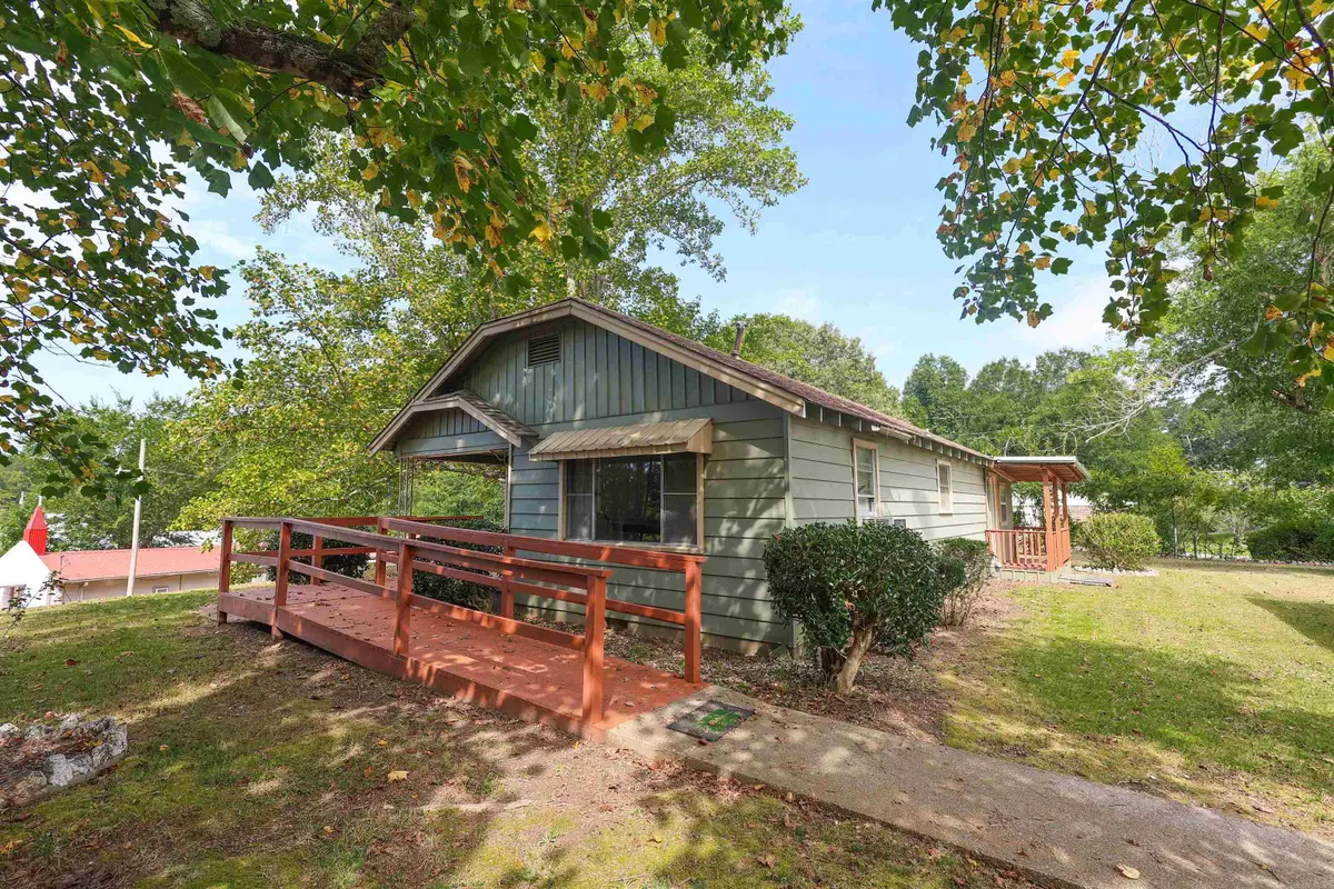 735 S 6th Street, Glenwood, AR 71943 - #1