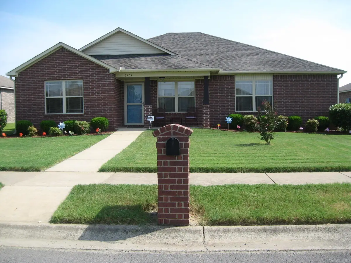 6701 Ridgemist Ln, North Little Rock, AR 72117 - #1