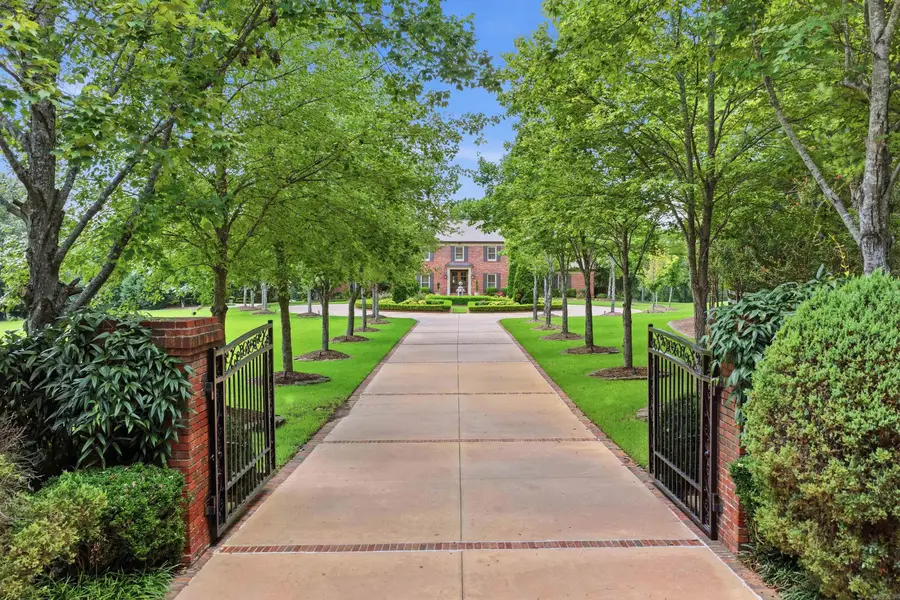 10 Thomas Park Circle, Little Rock, AR 72223 - #2