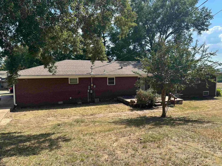 1201 Magnolia Drive, Morrilton, AR 72110 - #2