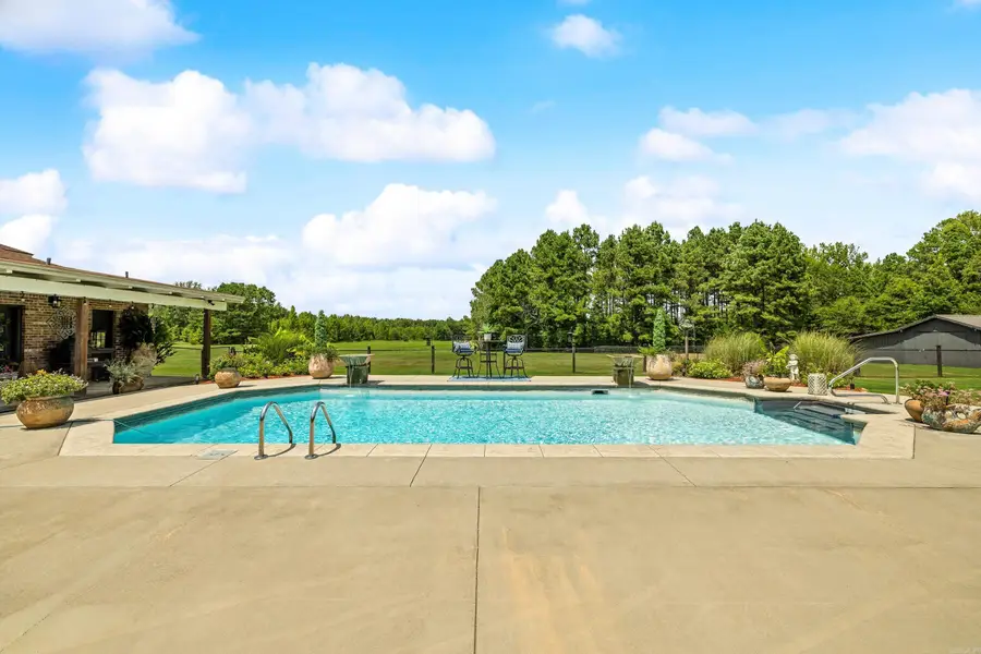 4402 Country Club Road, Malvern, AR 72104 - #2