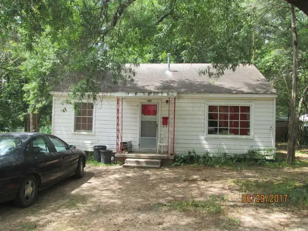 408 Calvin St, Stamps, AR 71860