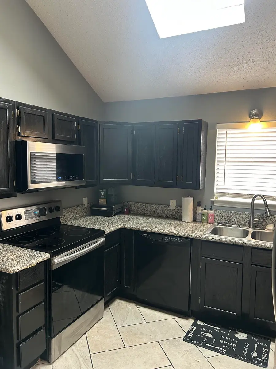 19 Prince Drive, Maumelle, AR 72113 - #2