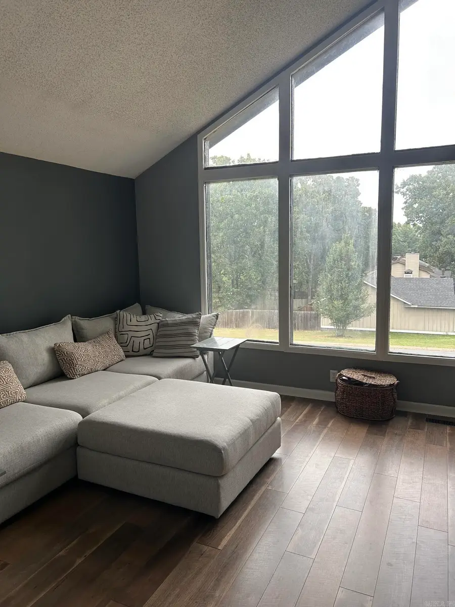 19 Prince Drive, Maumelle, AR 72113 - #3