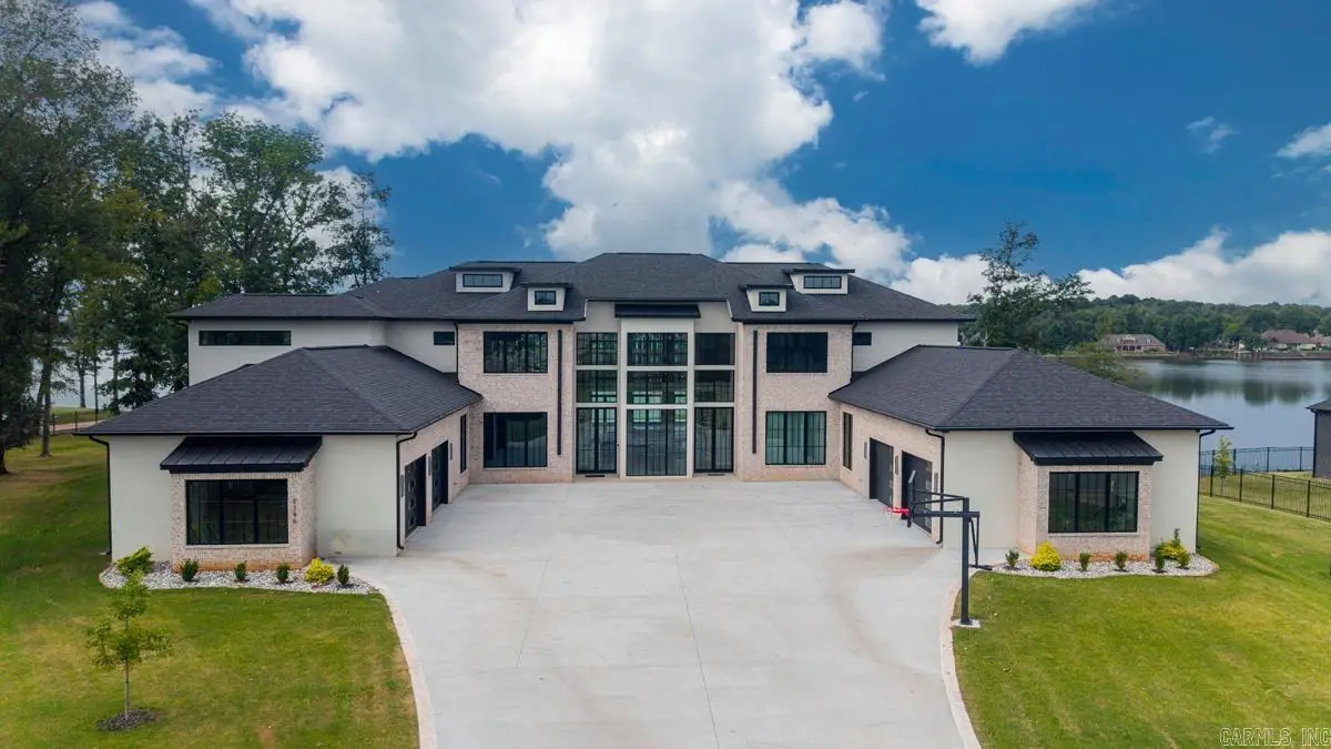 7346 Lake Point Circle, Benton, AR 72019 - #1