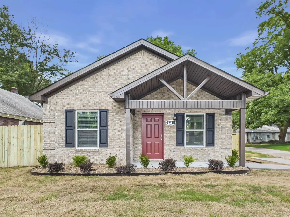 2221.5 E Washington, North Little Rock, AR 72214 - #1