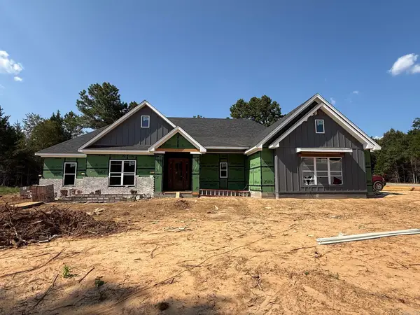 1 Silver Fox Cove, Greenbrier, AR 72058