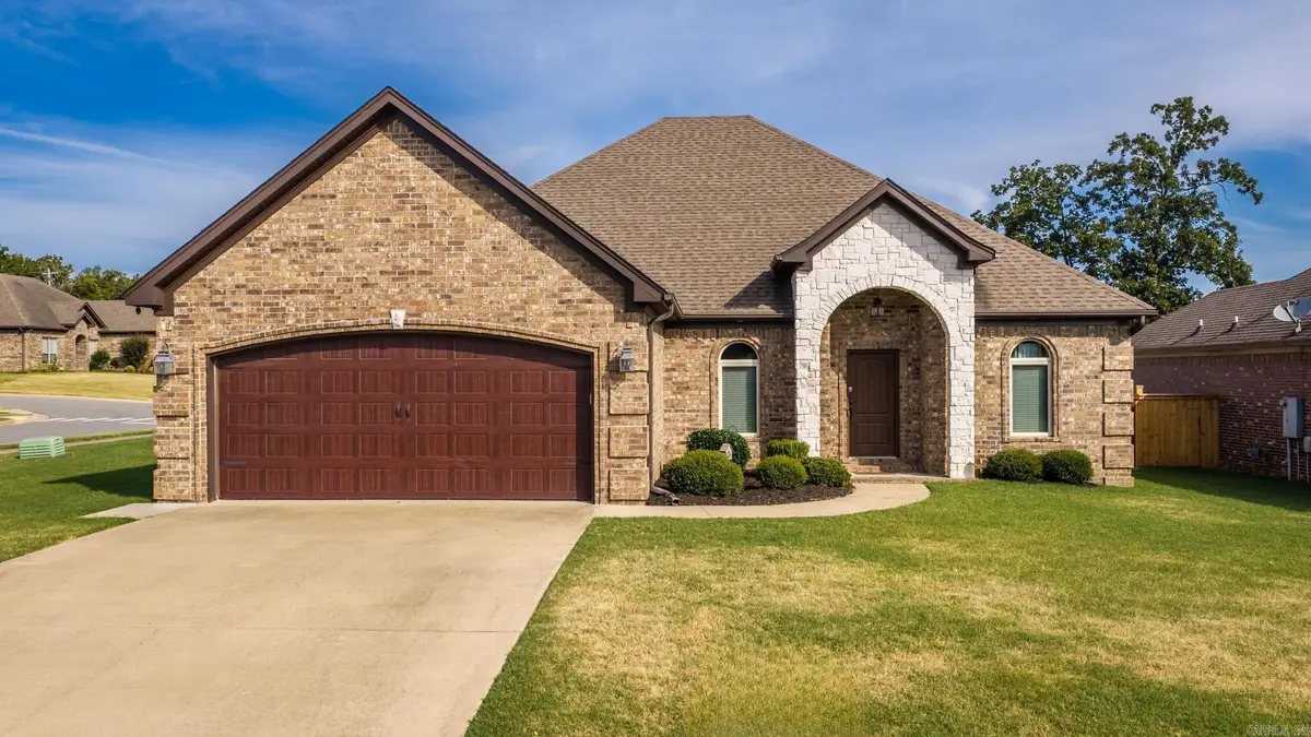 8901 Meadow Garden, Sherwood, AR 72120 - #1