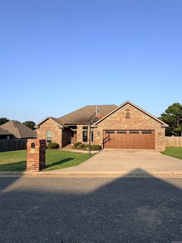 22 Southwind Boulevard, Searcy, AR 72143