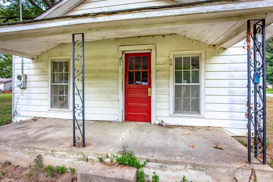 211 W Martin Luther King, Kensett, AR 72082 - #3