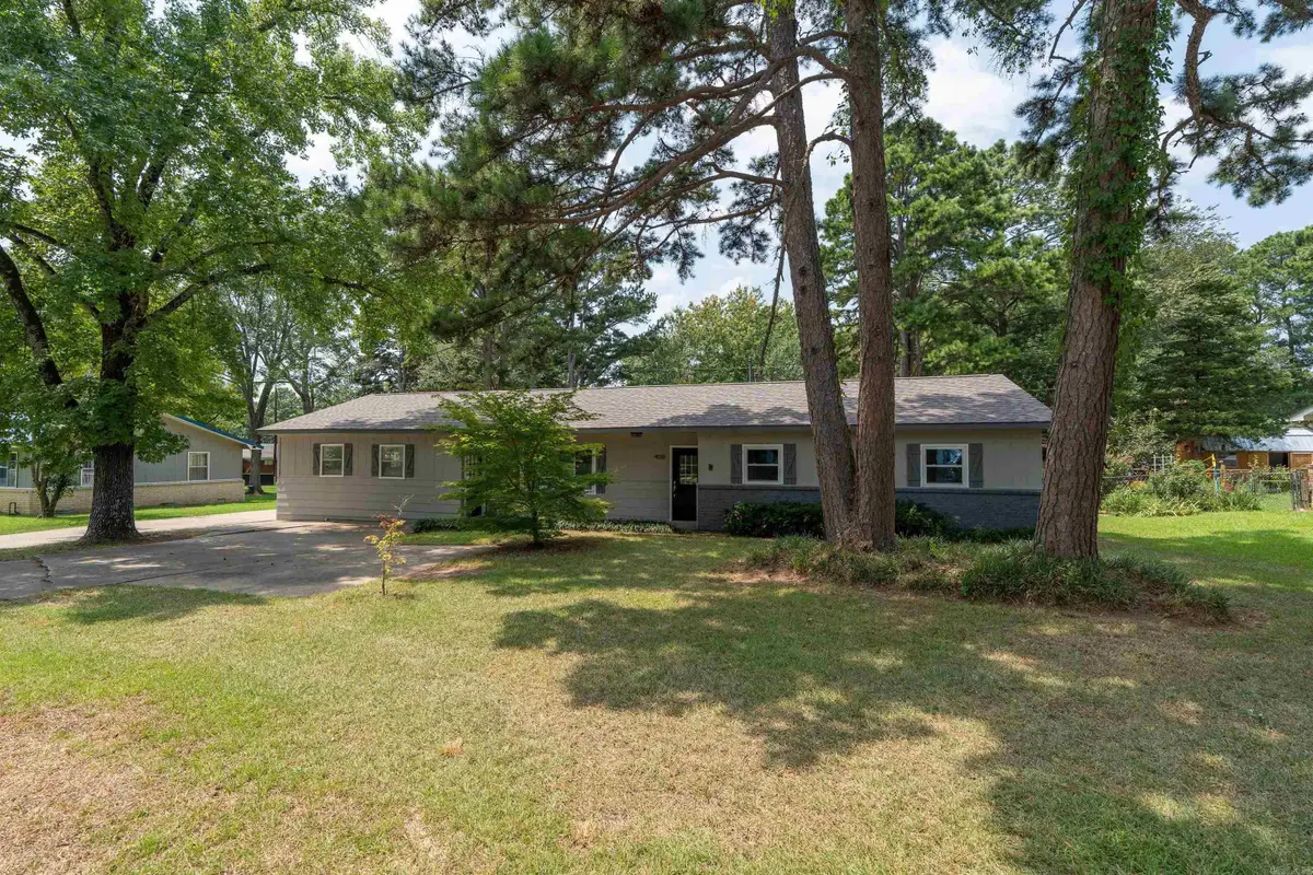 408 N 15th Street, Heber Springs, AR 72543 - #1