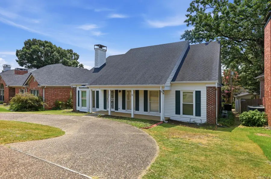 7 Carrollton Ct Court, Little Rock, AR 72211 - #2