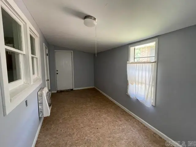 212 W 12th Street, Stuttgart, AR 72160 - #3