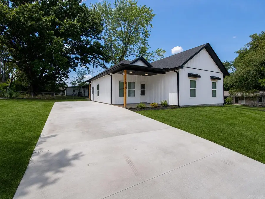 4800 Greenfield Dr, Little Rock, AR 72209 - #2