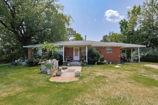 80 Parliment Hill, Mount Ida, AR 71957
