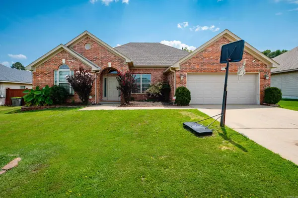 2115 Magna Carta Ln, Bryant, AR 72022