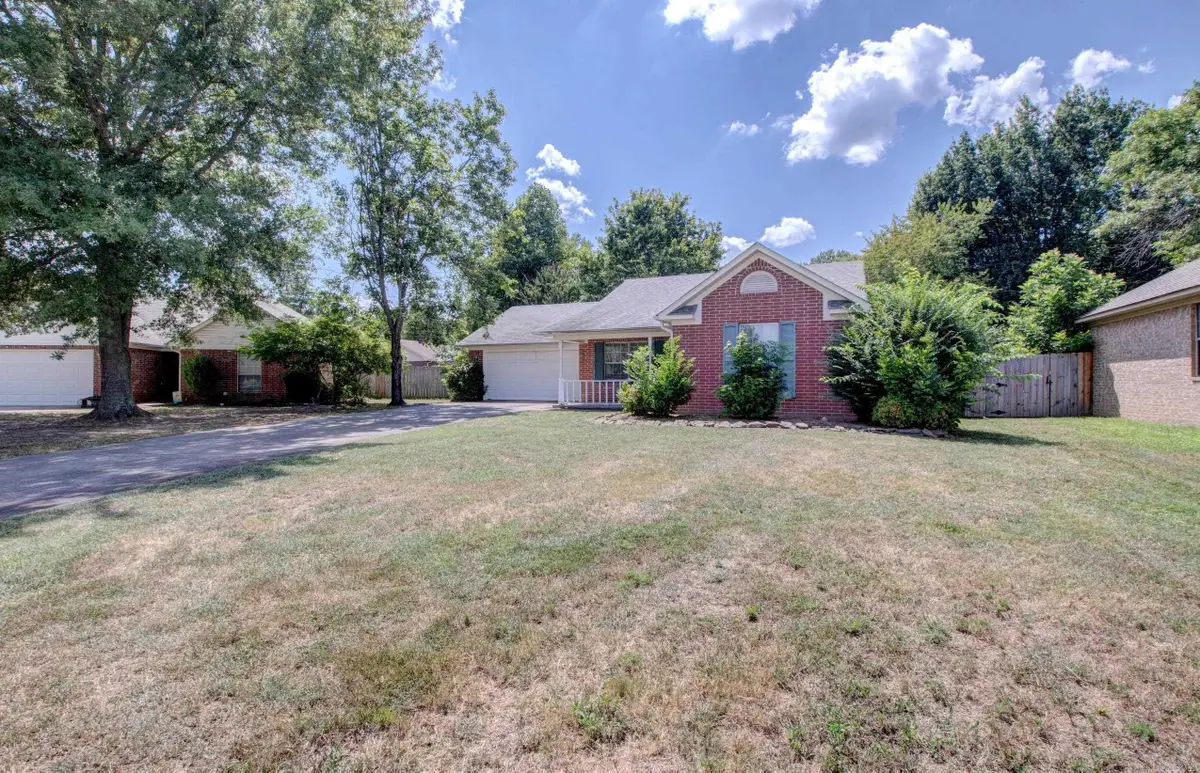 275 Helen, Conway, AR 72034 - #1