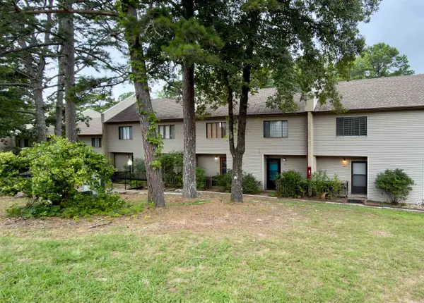 104 Chelsea Drive, Fairfield Bay, AR 72088