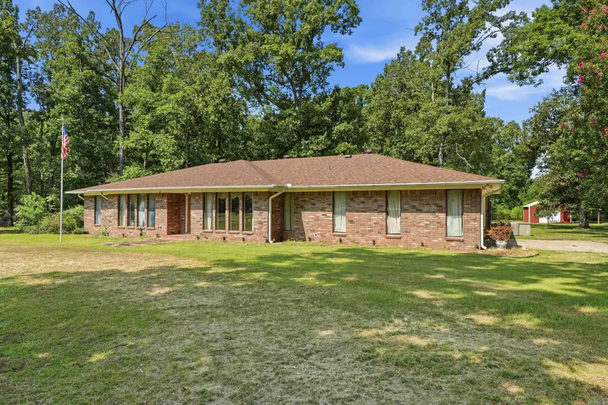 6845 Village Dr, Pine Bluff, AR 71603 - #1