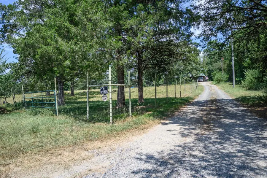 177 Polk Road 37, Mena, AR 71953 - #3