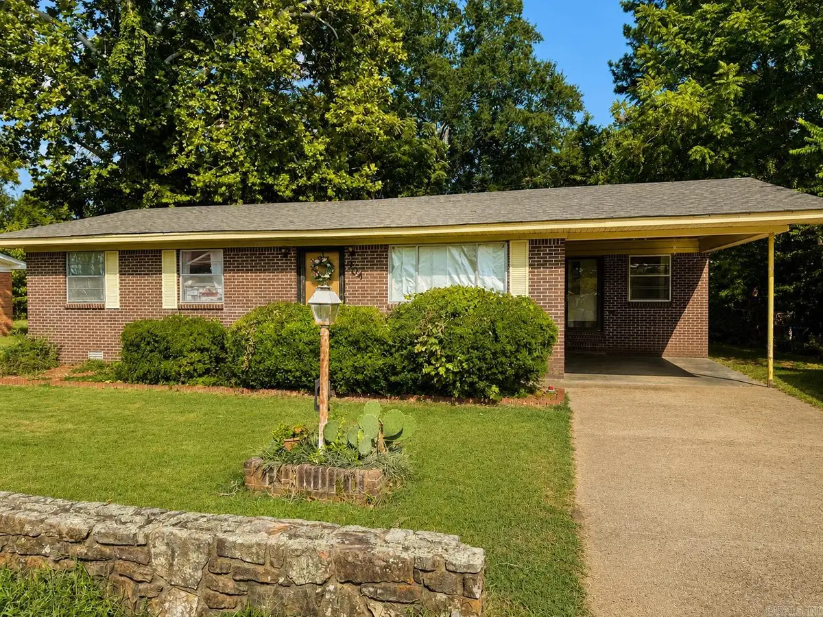 904 N Moose Street, Morrilton, AR 72110 - #1