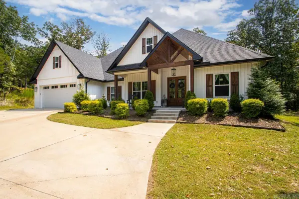 1178 Brookhaven Court, Alexander, AR 72002