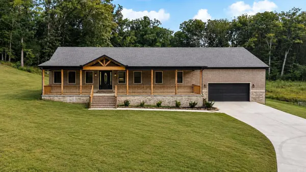 7000 Rolling Manor Drive, Benton, AR 72019