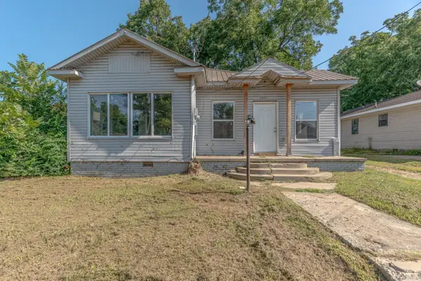 1322 W Huntington Ave, Jonesboro, AR 72401