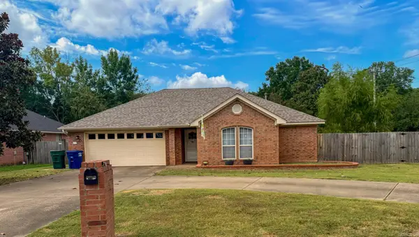 2110 Landover Trail, Conway, AR 72032