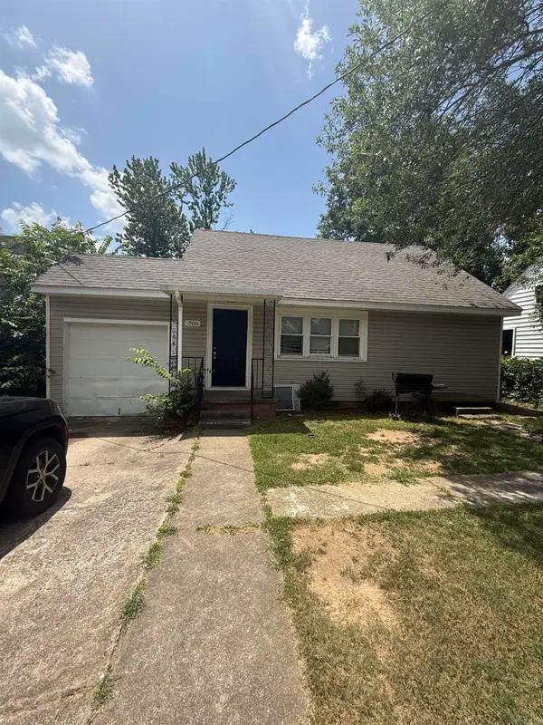 306 W 51st Street, North Little Rock, AR 72118