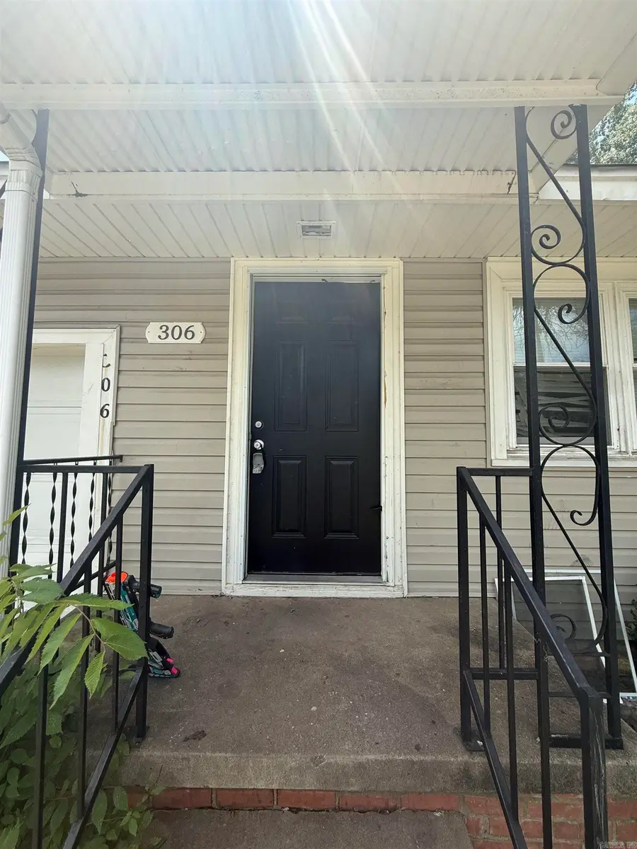306 W 51st Street, North Little Rock, AR 72118 - #2